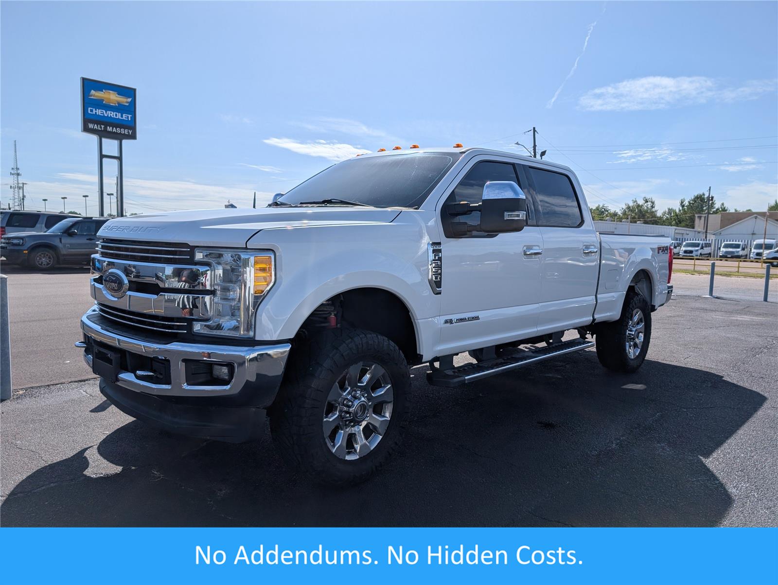 White Platinum Metallic Tri-Coat 2017 Ford F-250 Super Duty Pickup Truck Four-Wheel Drive 6-Speed Automatic