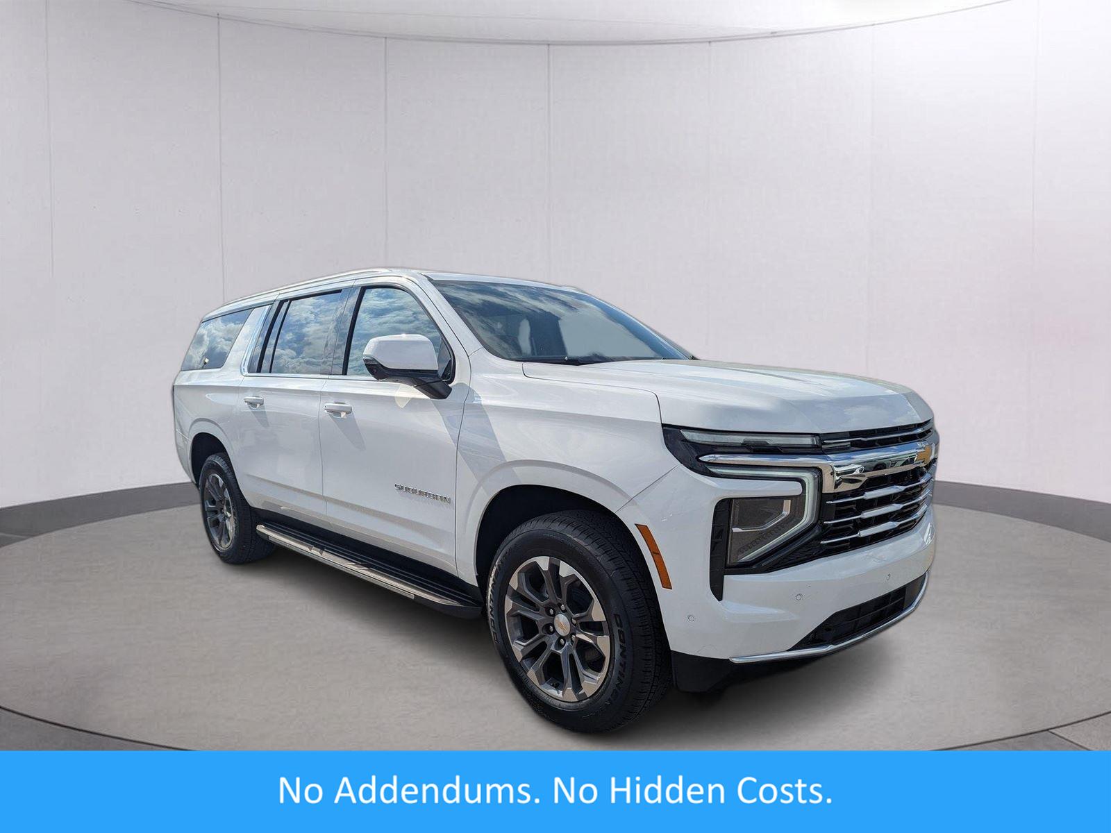Summit White 2026 Chevrolet Suburban SUV / Crossover 4X2 Automatic