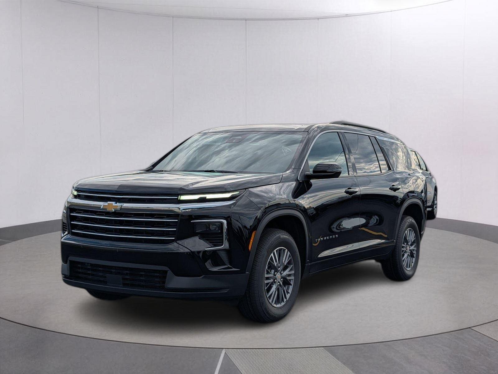 Mosaic Black Metallic 2026 Chevrolet Traverse SUV / Crossover Front-Wheel Drive 8-Speed Automatic