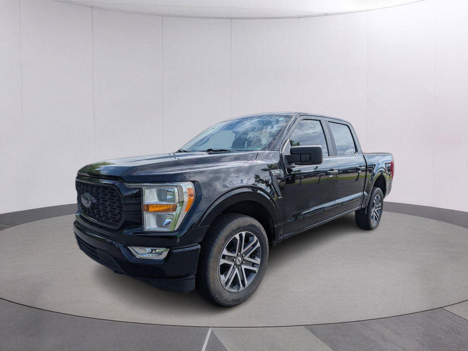  2022 Ford F-150 XL SuperCrew 4WD   