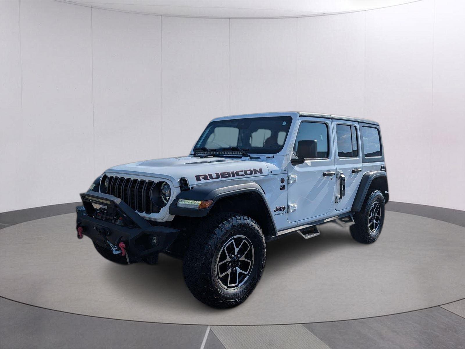 Bright White Clearcoat 2024 Jeep Wrangler SUV / Crossover Four-Wheel Drive 8-Speed Automatic