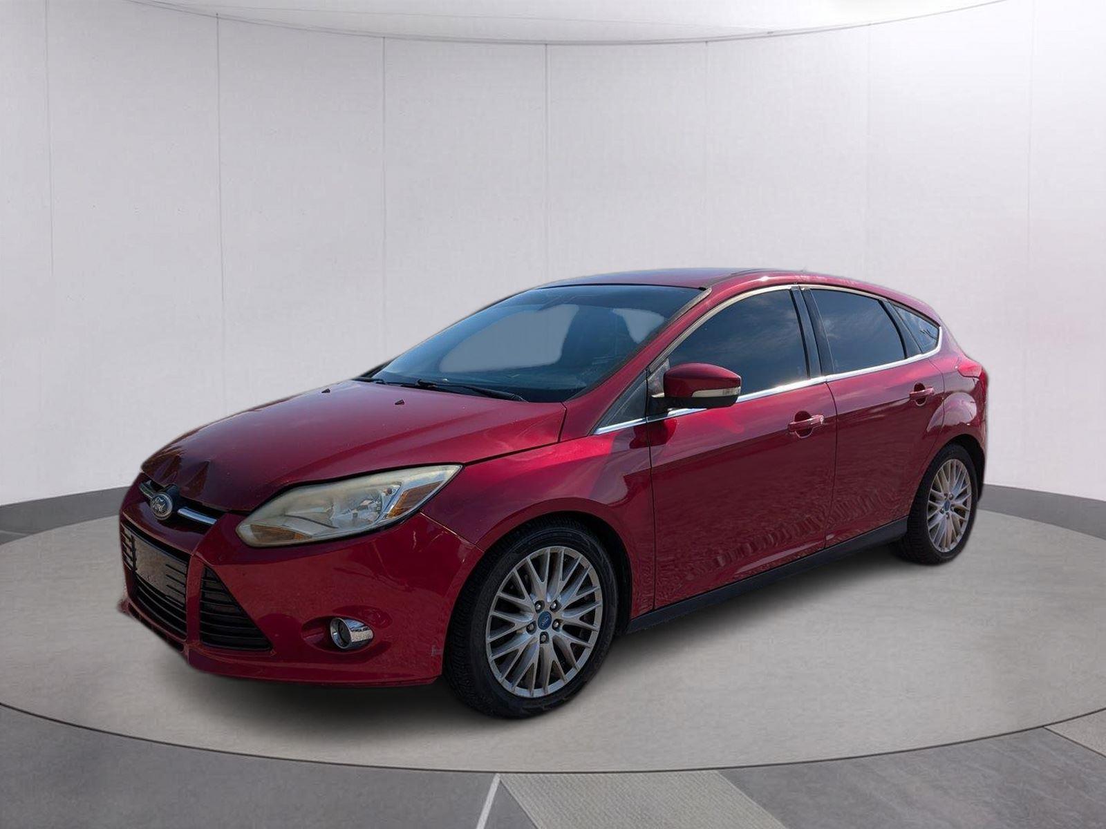 Red Candy Metallic Tinted Clearcoat 2012 Ford Focus Hatchback Front-Wheel Drive 6-Speed Automatic