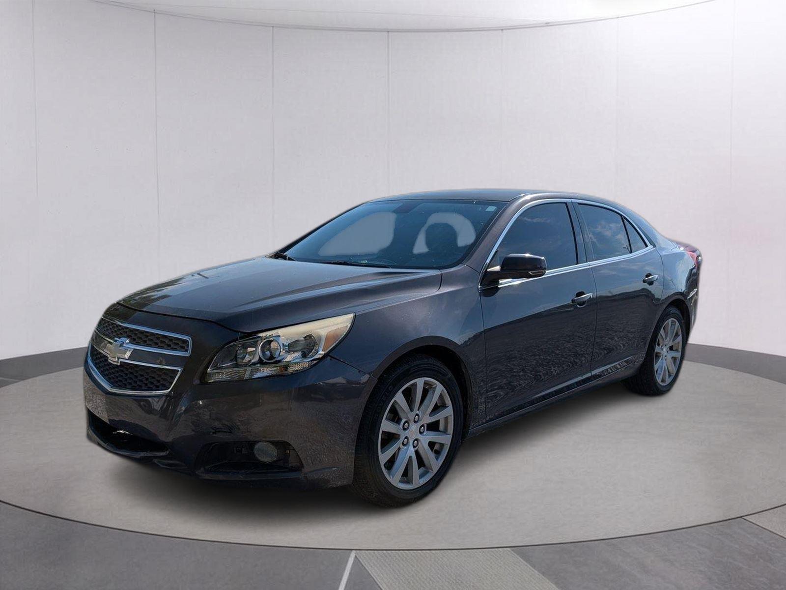 Taupe Gray Metallic 2013 Chevrolet Malibu Sedan Front-Wheel Drive 6-Speed Automatic