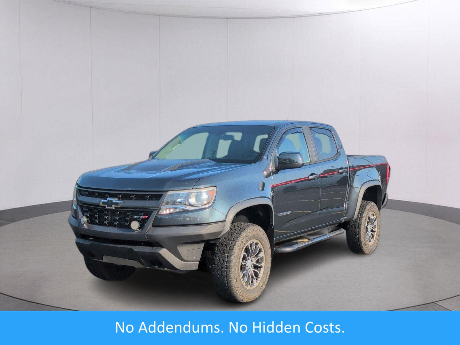 Summit White 2017 Chevrolet Colorado Pickup Truck Four-Wheel Drive 8-Speed Automatic