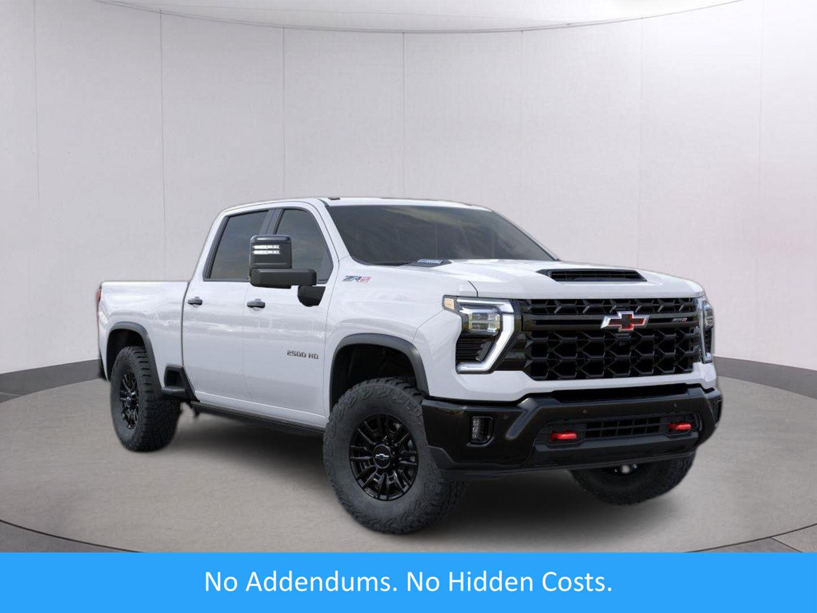 Summit White 2026 Chevrolet Silverado 2500HD Pickup Truck Four-Wheel Drive Automatic