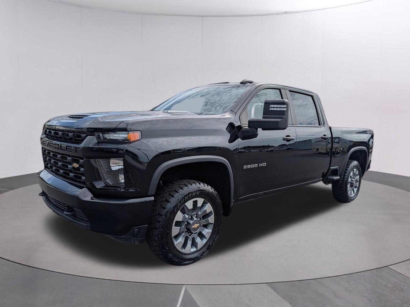 2023 Chevrolet Silverado 2500HD Custom Crew Cab 4WD