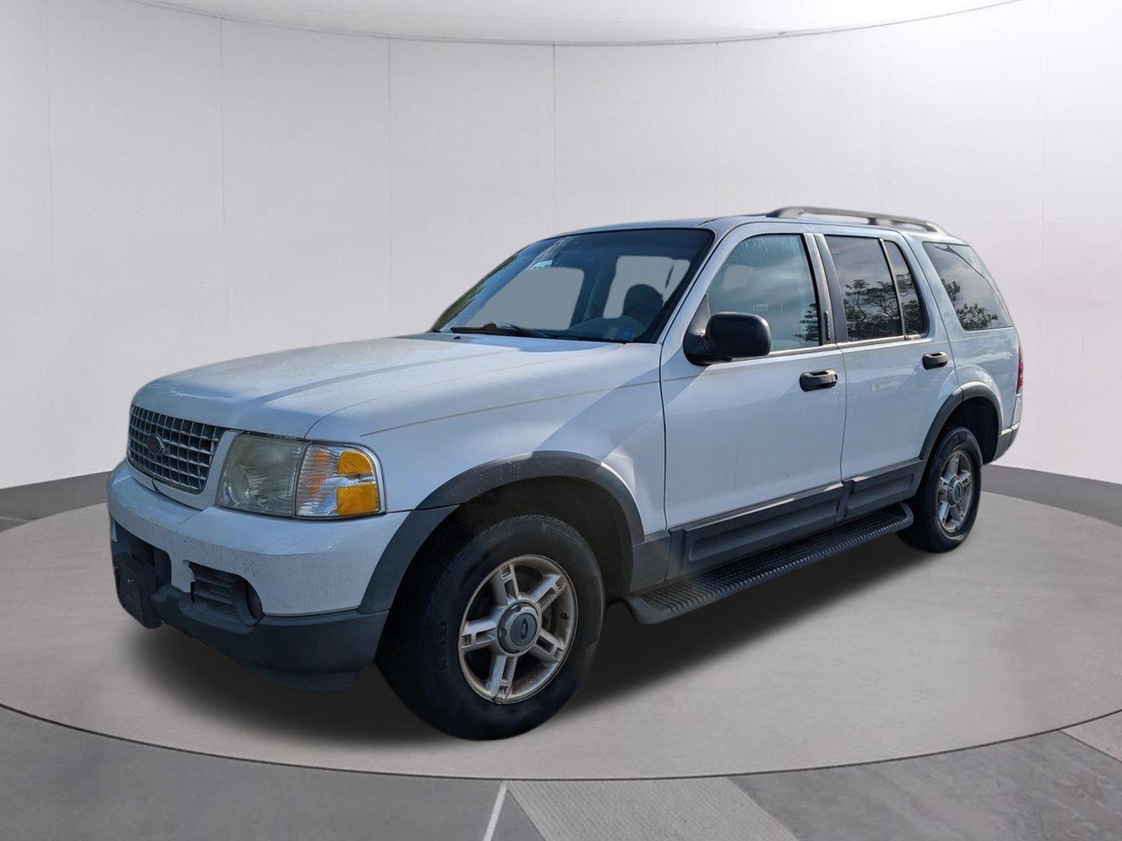  2003 Ford Explorer SUV / Crossover  