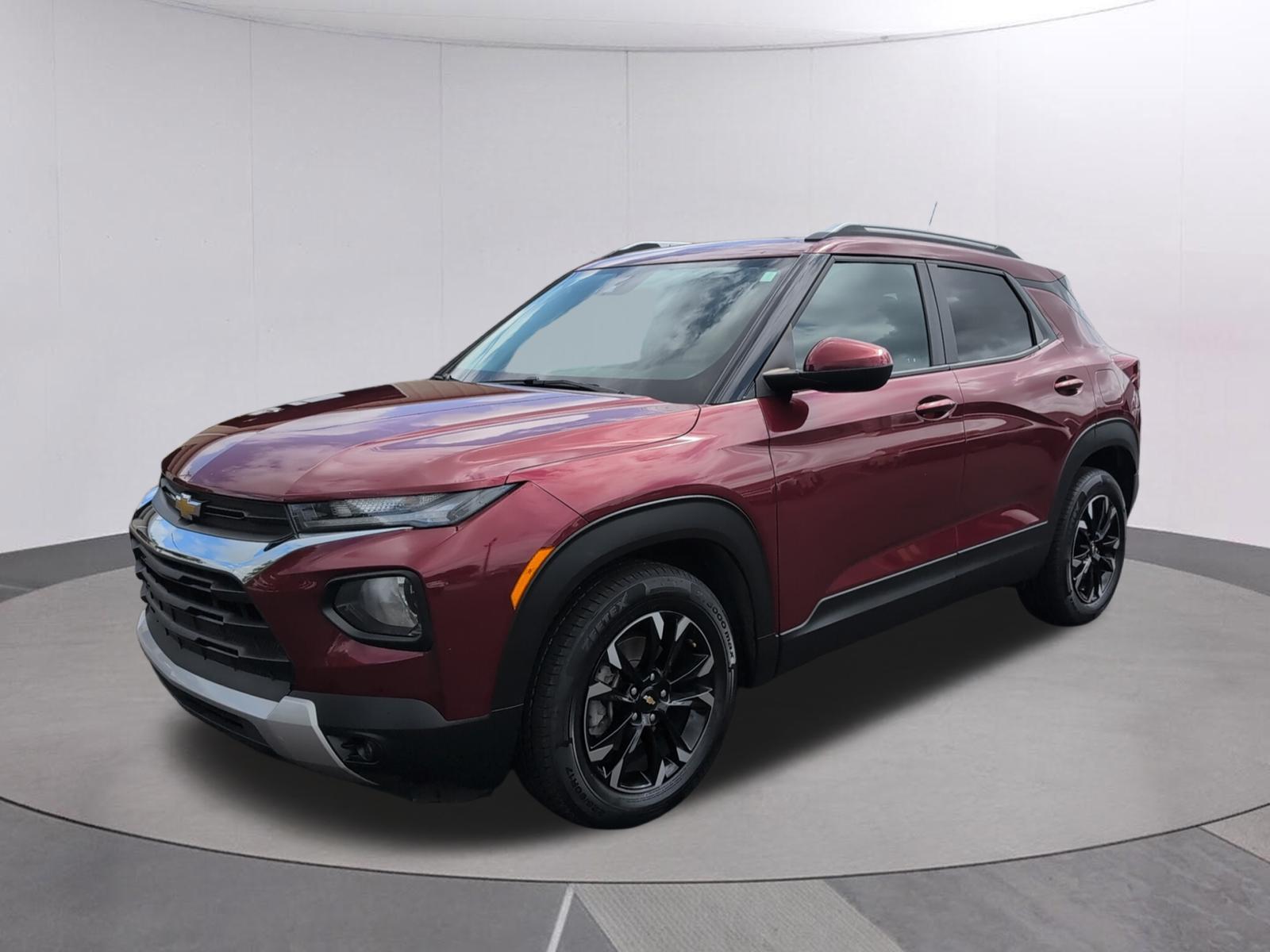 Red (Crimson Metallic) 2022 Chevrolet Trailblazer SUV / Crossover Front-Wheel Drive Continuously Variable Transmission