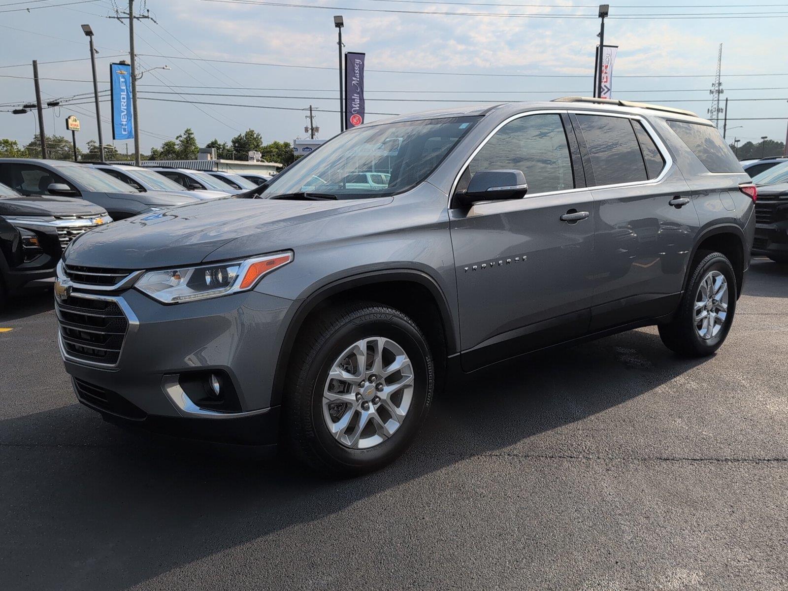 2021 Chevrolet Traverse LT Leather FWD