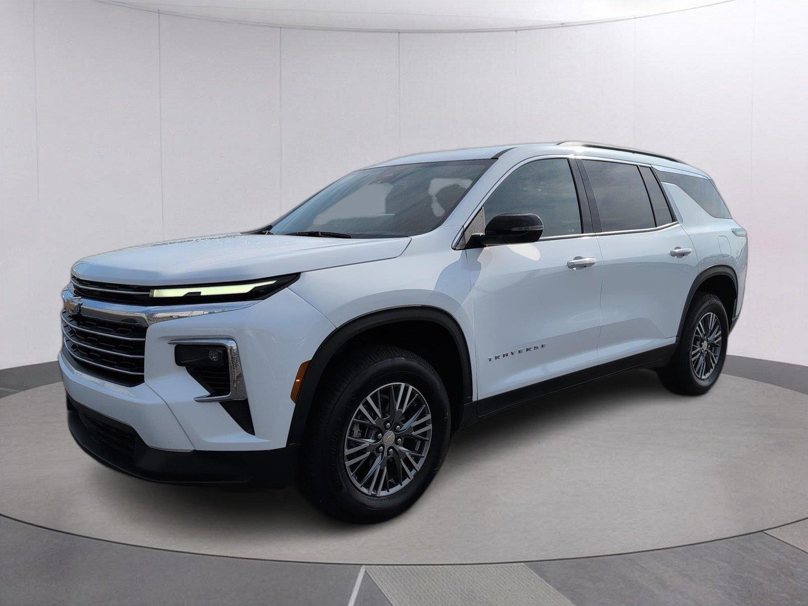 Summit White 2025 Chevrolet Traverse SUV / Crossover Front-Wheel Drive 8-Speed Automatic