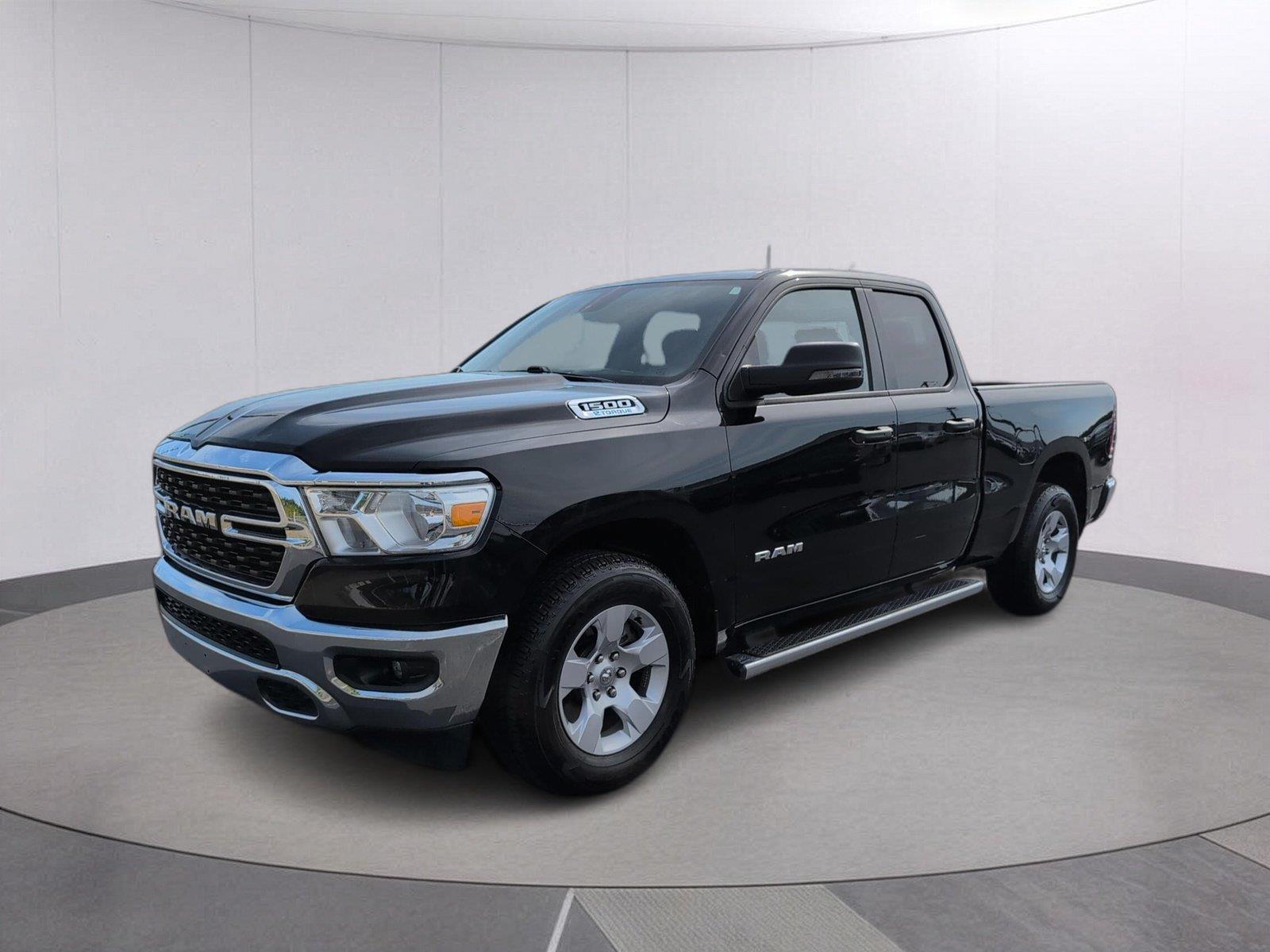 Diamond Black Crystal Pearlcoat 2023 RAM 1500 Pickup Truck Four-Wheel Drive 8-Speed Automatic