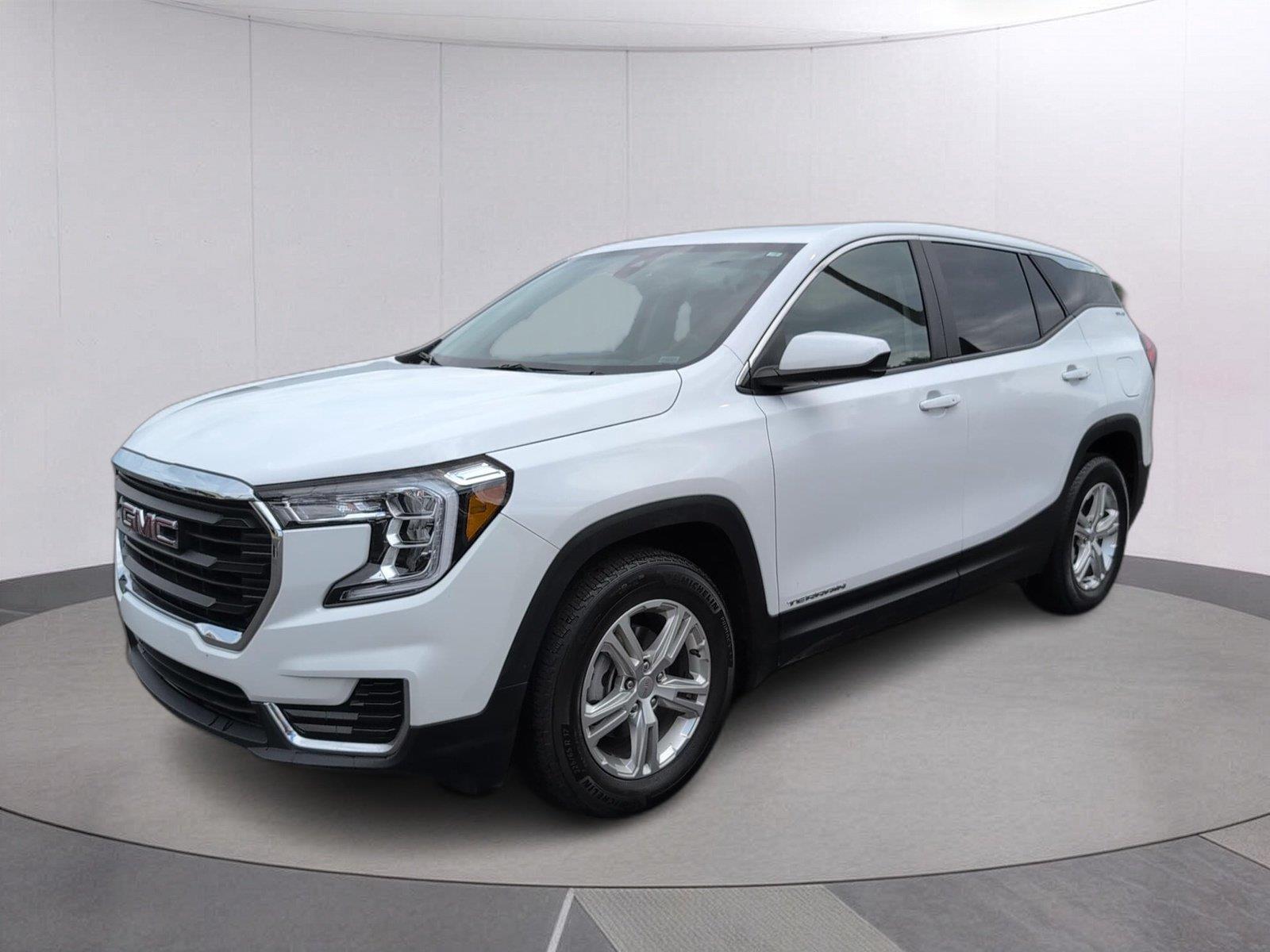 Summit White 2024 GMC Terrain SUV / Crossover Front-Wheel Drive 9-Speed Automatic Overdrive