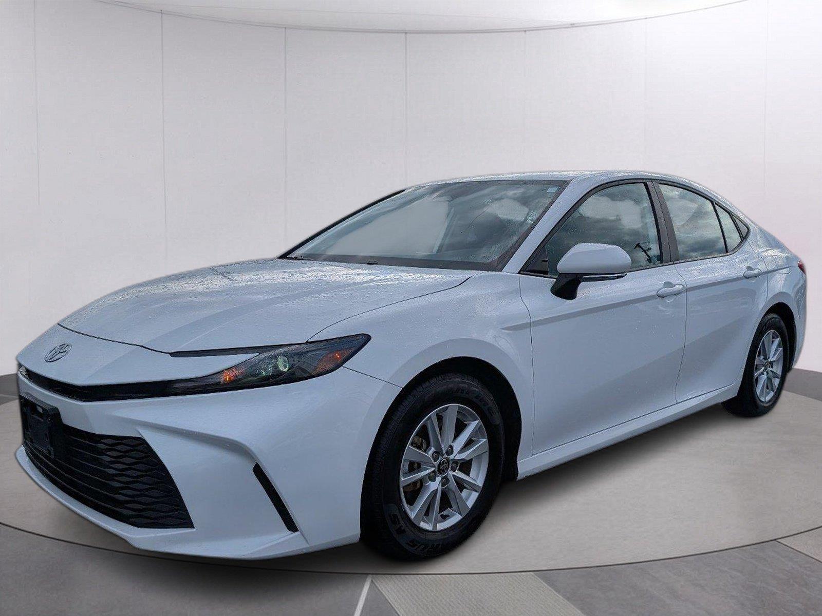2025 Toyota Camry LE FWD