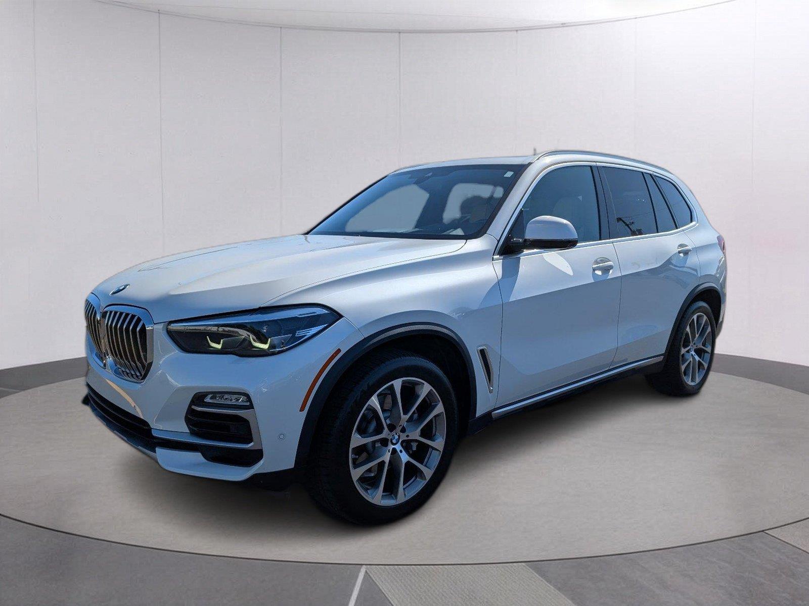 Mineral White Metallic 2021 BMW X5 SUV / Crossover Rear-Wheel Drive Automatic