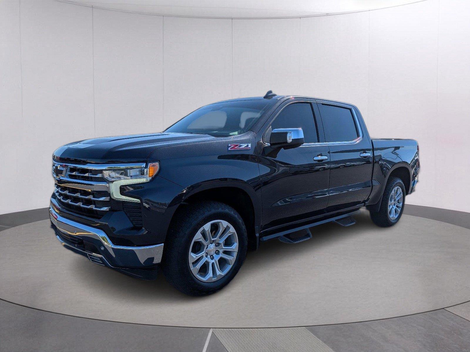 Dark Ash Metallic 2024 Chevrolet Silverado 1500 Pickup Truck Four-Wheel Drive Automatic