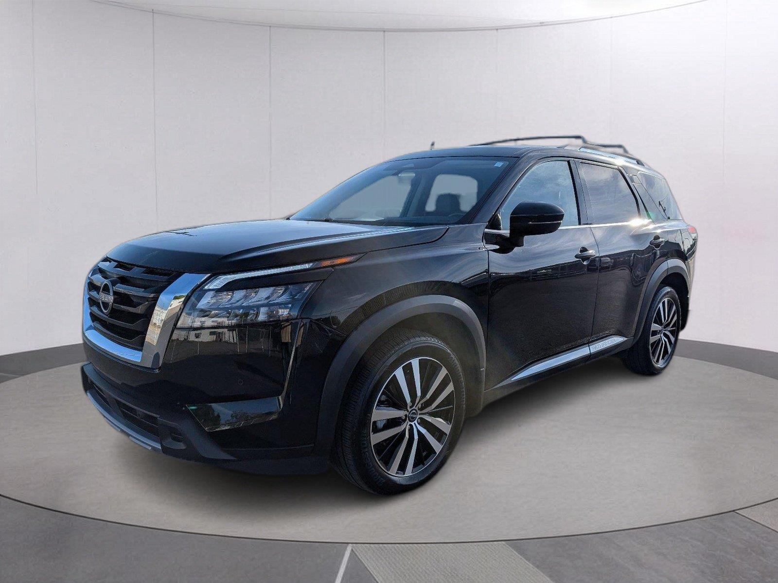 2025 Nissan Pathfinder Platinum FWD
