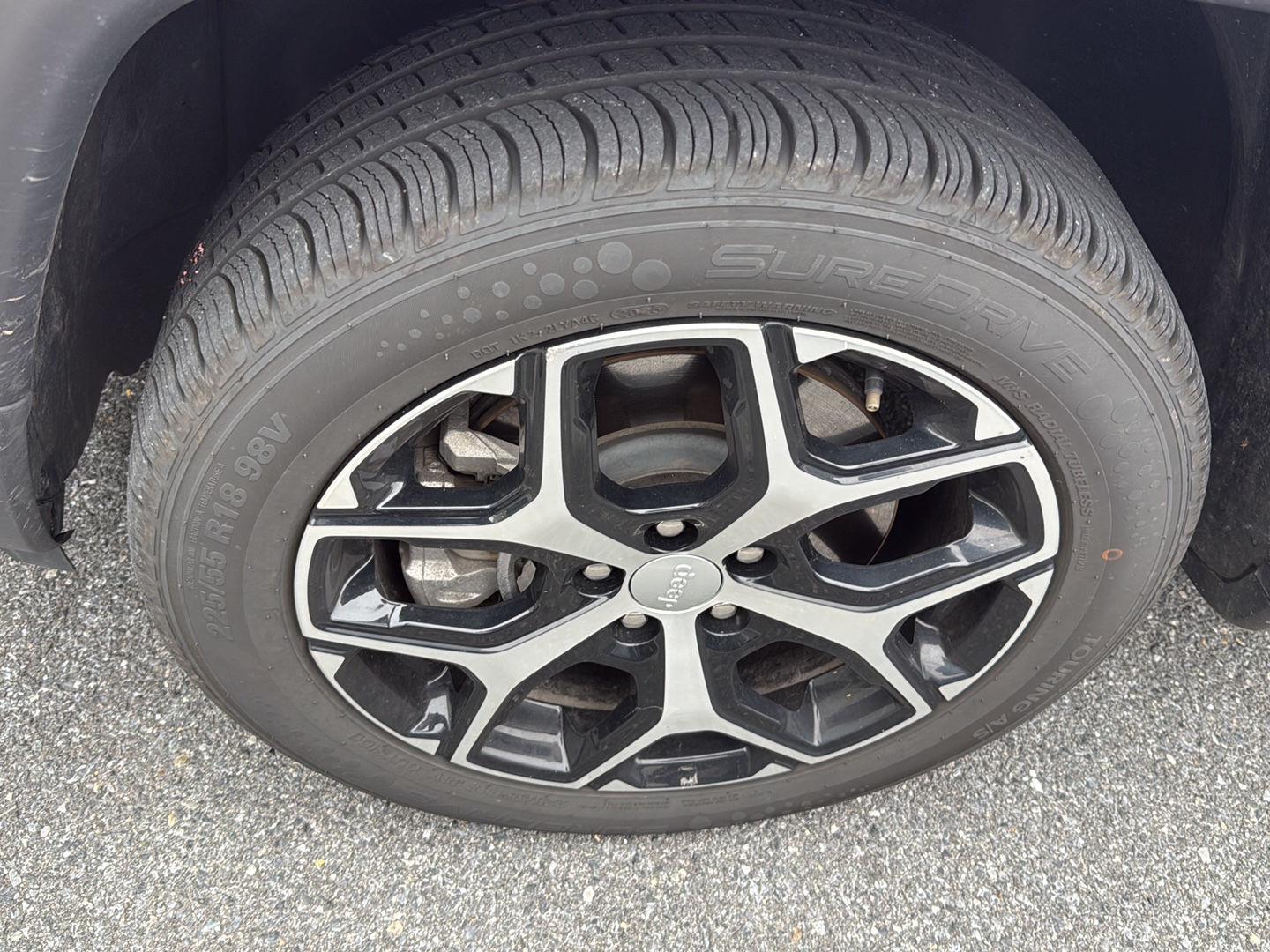 View vehicle photo 2