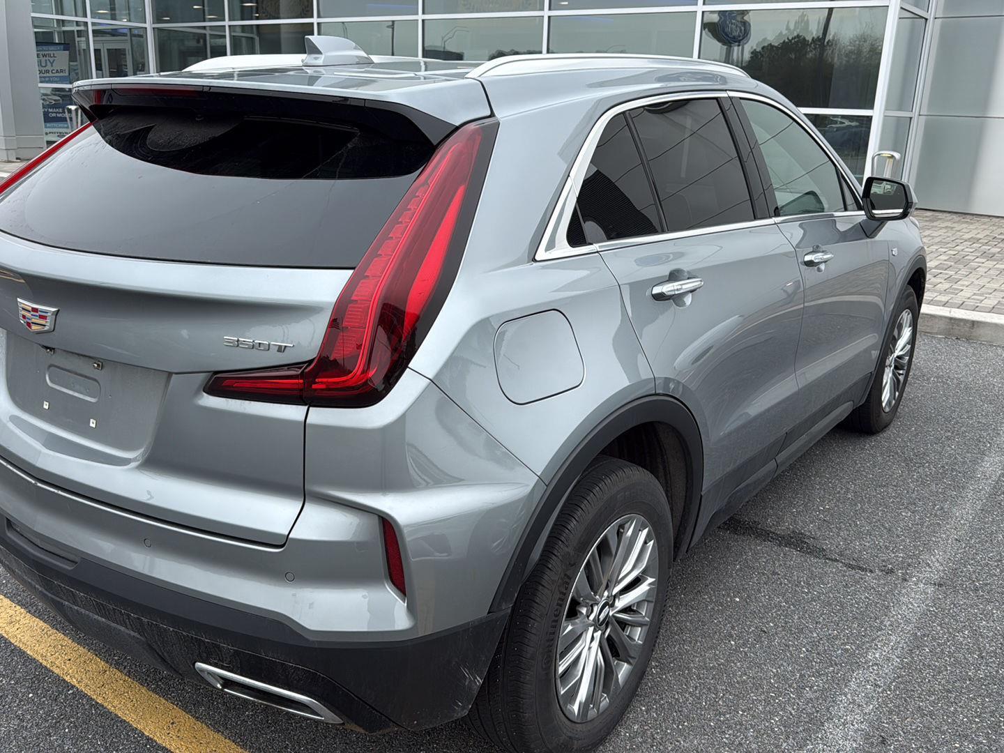 View vehicle photo 5