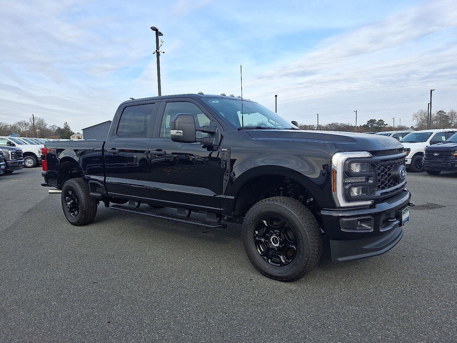2026 Ford F-250 Super Duty XL Crew Cab 4WD