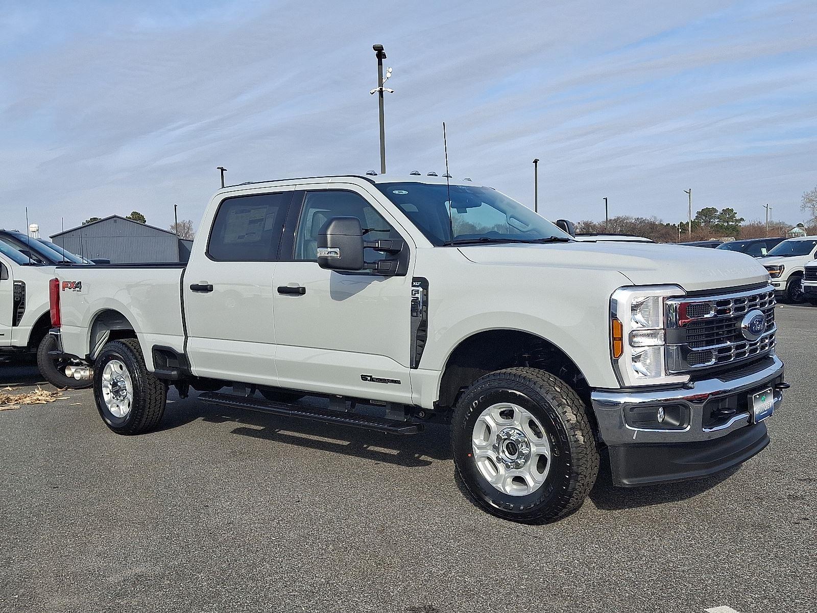 2026 Ford F-250 Super Duty XLT Crew Cab 4WD