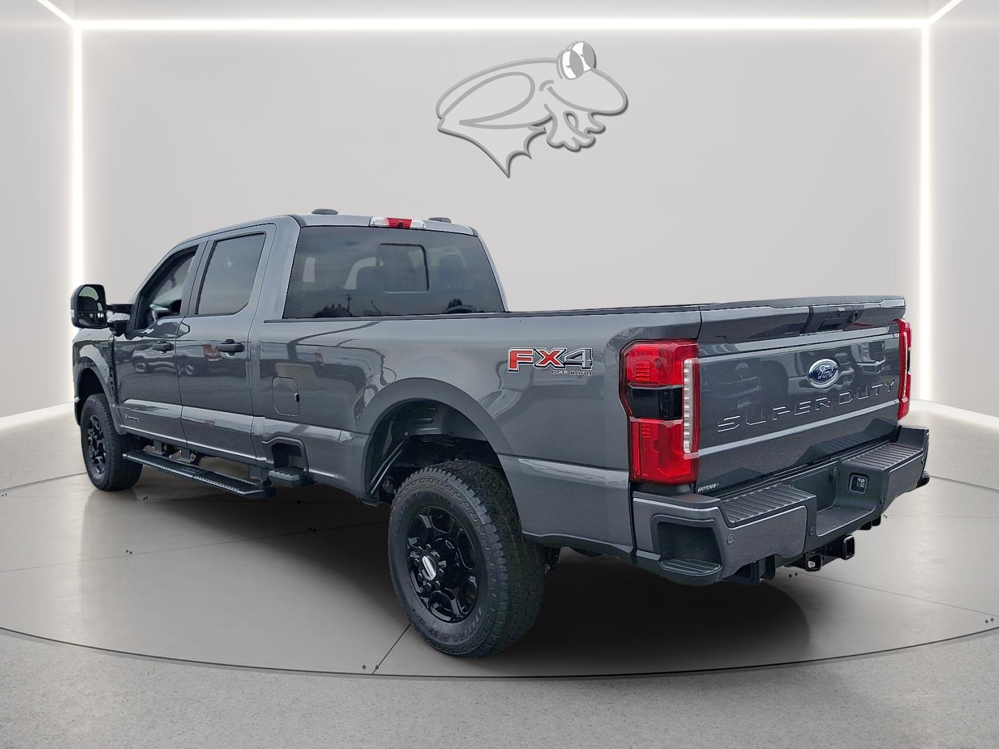 View vehicle photo 2