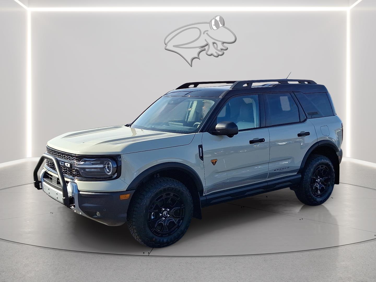 View vehicle photo 2