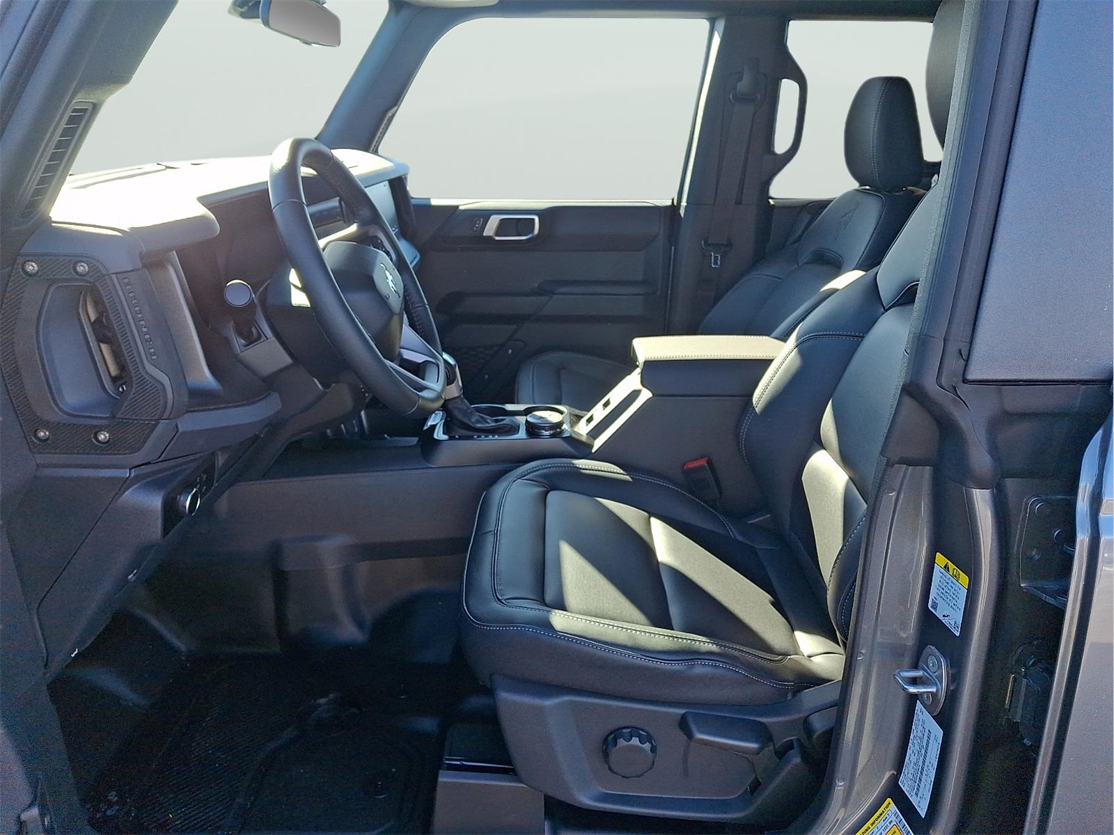 View vehicle photo 6