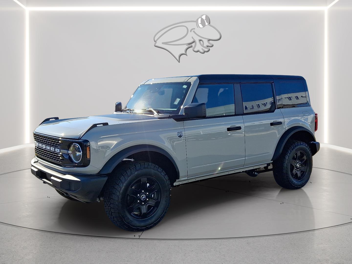 View vehicle photo 2