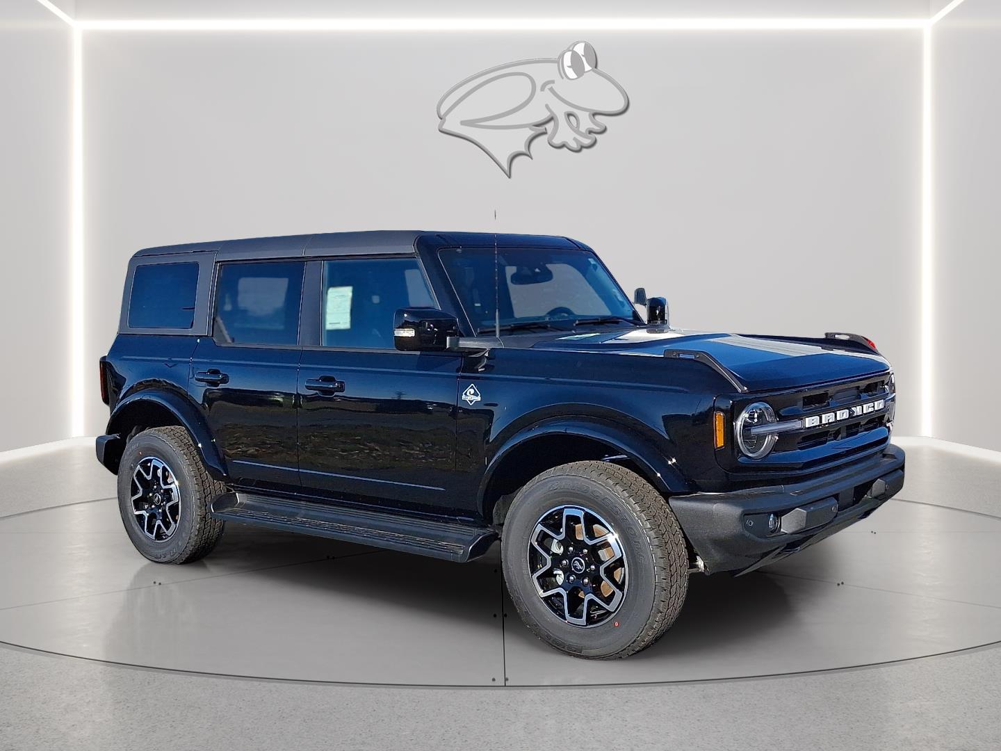 View vehicle photo 4