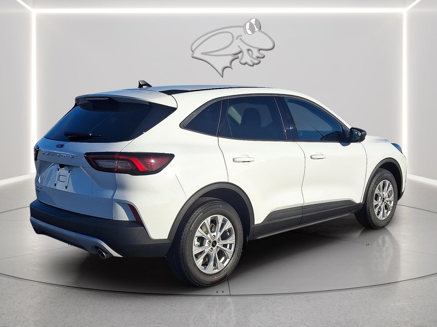 View vehicle photo 3