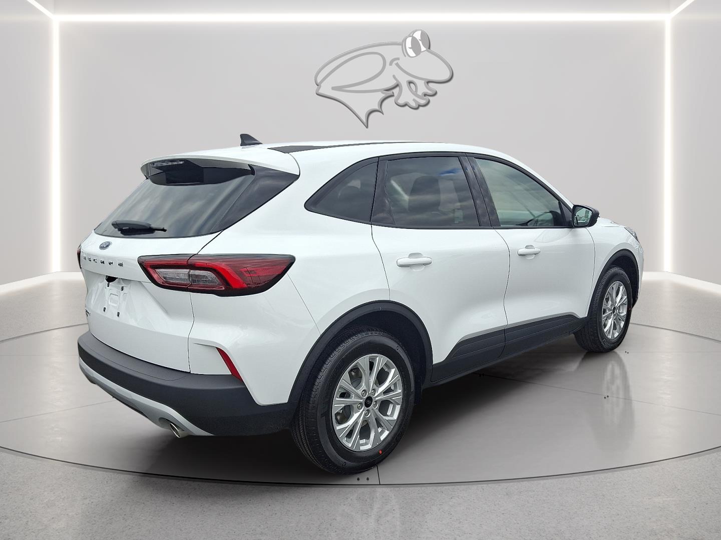 View vehicle photo 3