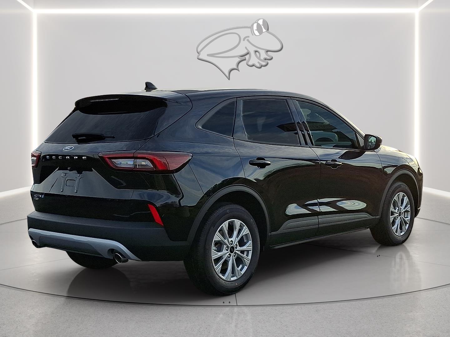 View vehicle photo 4