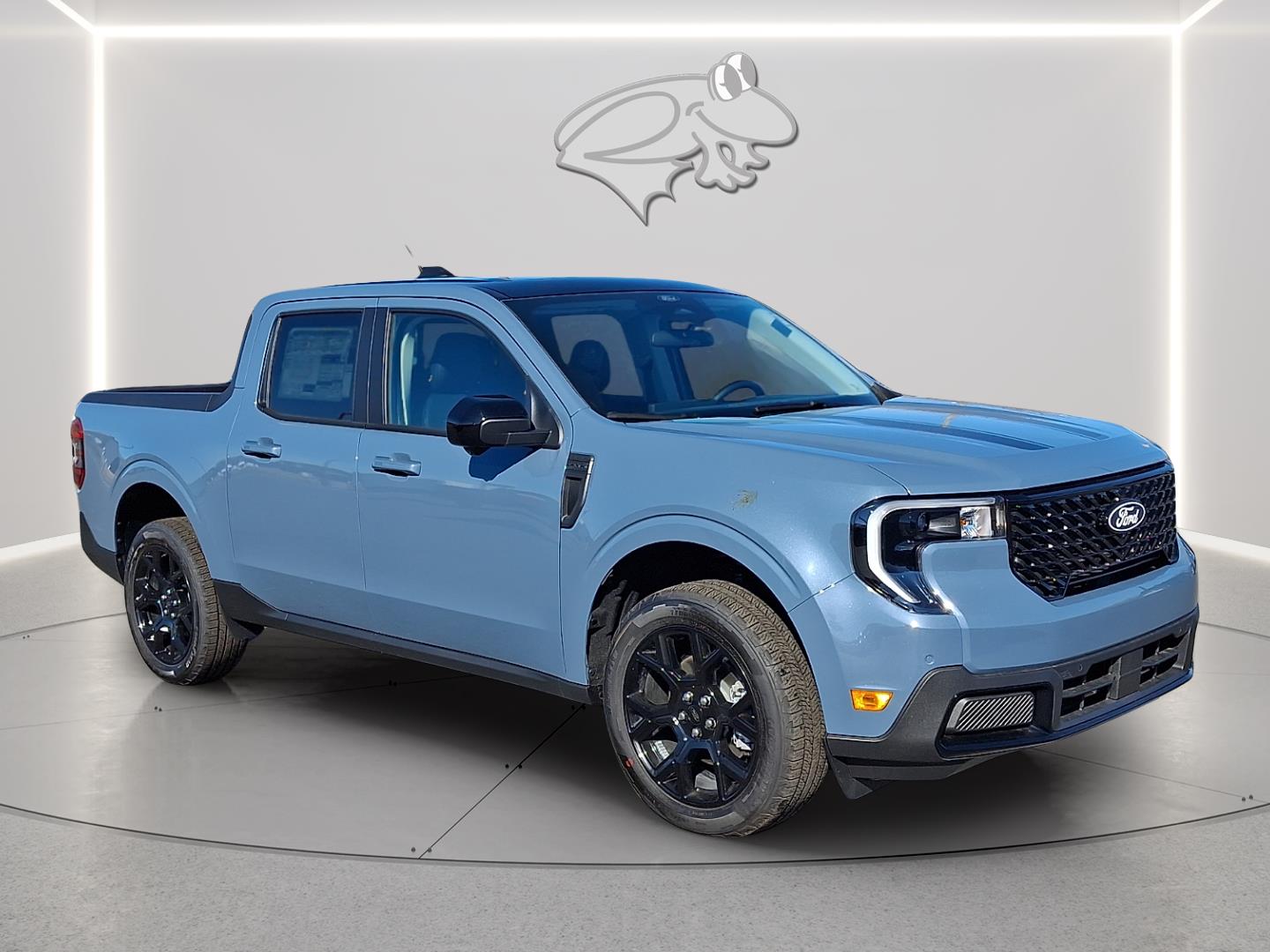 View vehicle photo 4