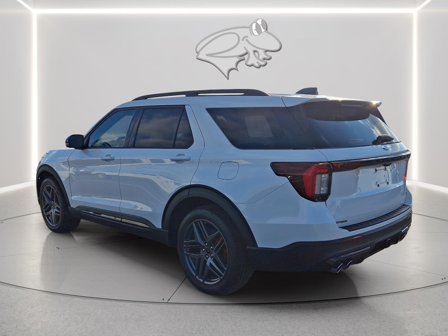 View vehicle photo 2