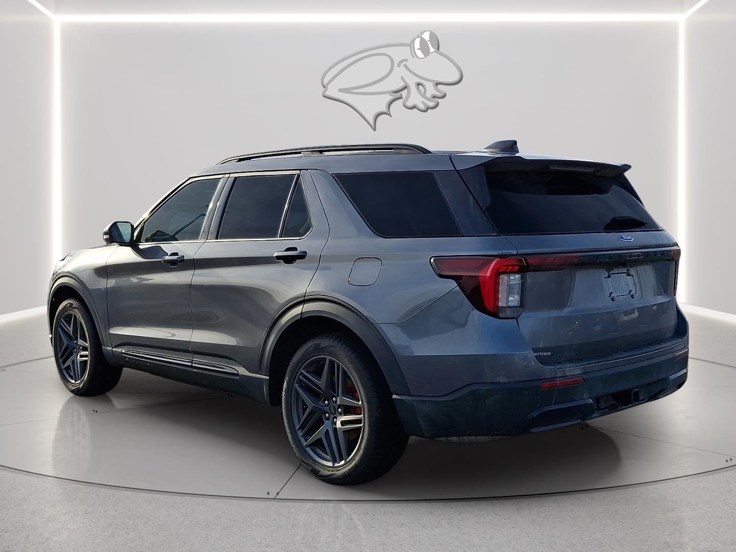 View vehicle photo 2