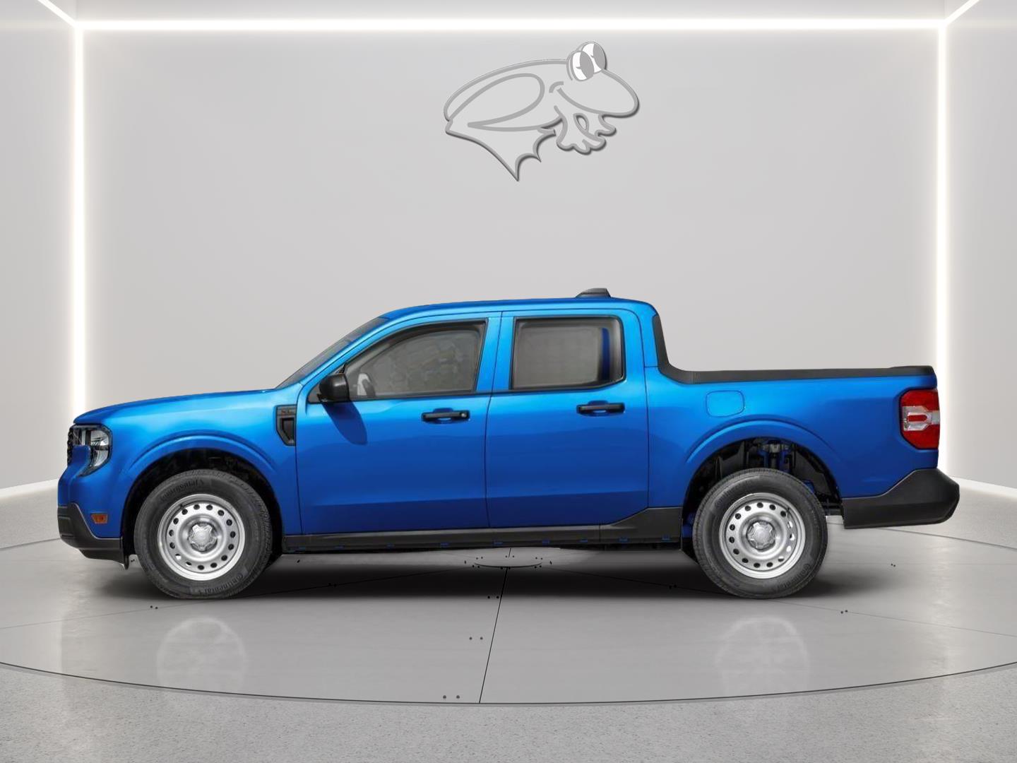 View vehicle photo 4