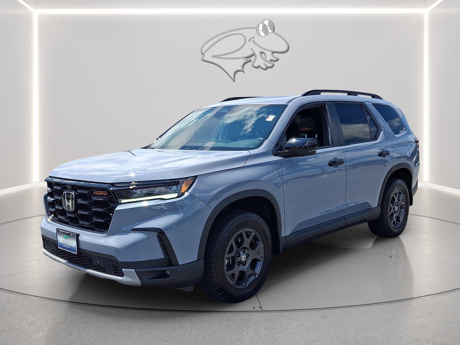Sonic Gray Pearl 2025 Honda Pilot SUV / Crossover All-Wheel Drive Automatic