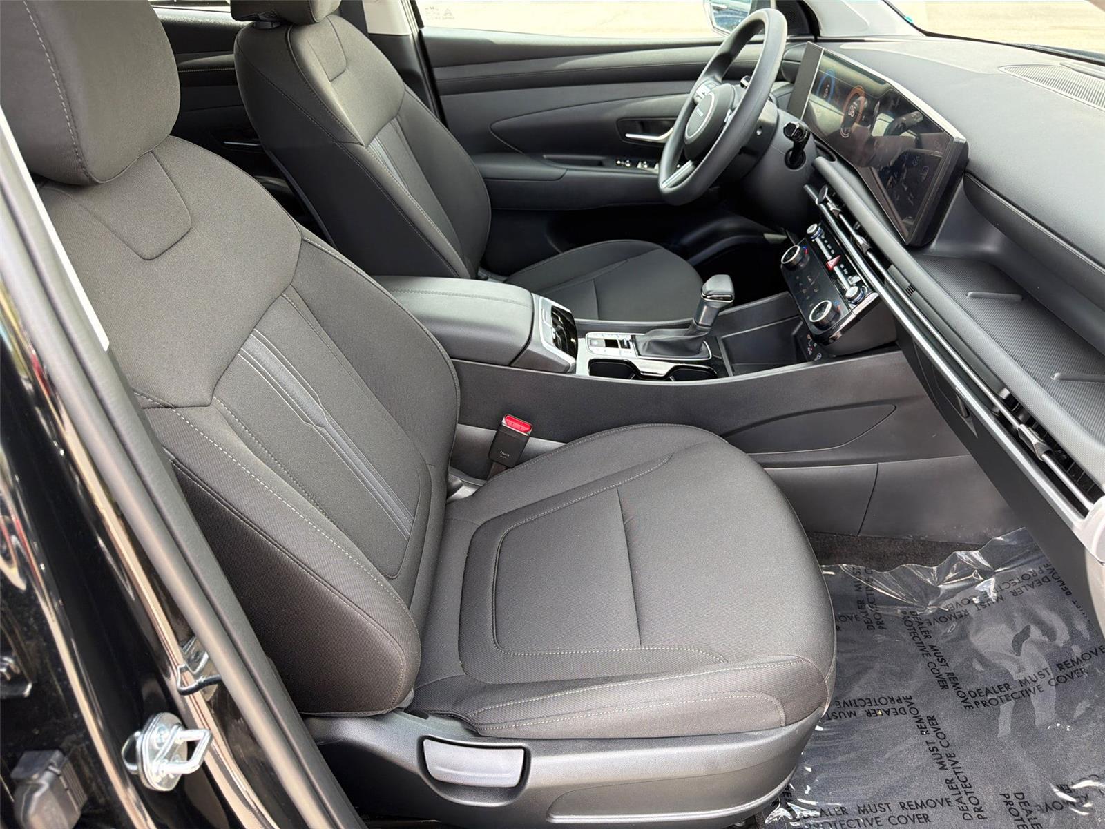 Used 2026 Phantom Black Hyundai SEL image 31