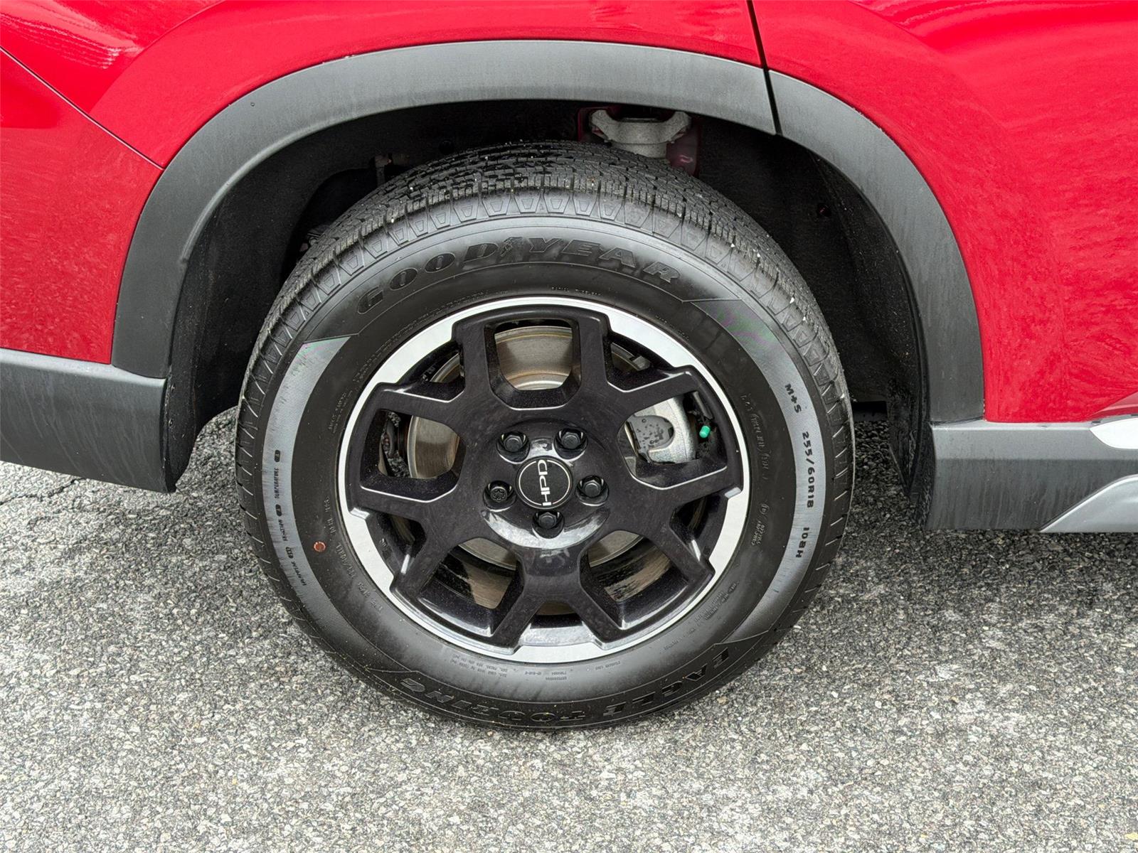 Used 2025 Radiant Red Metallic II Honda EX-L+ image 20