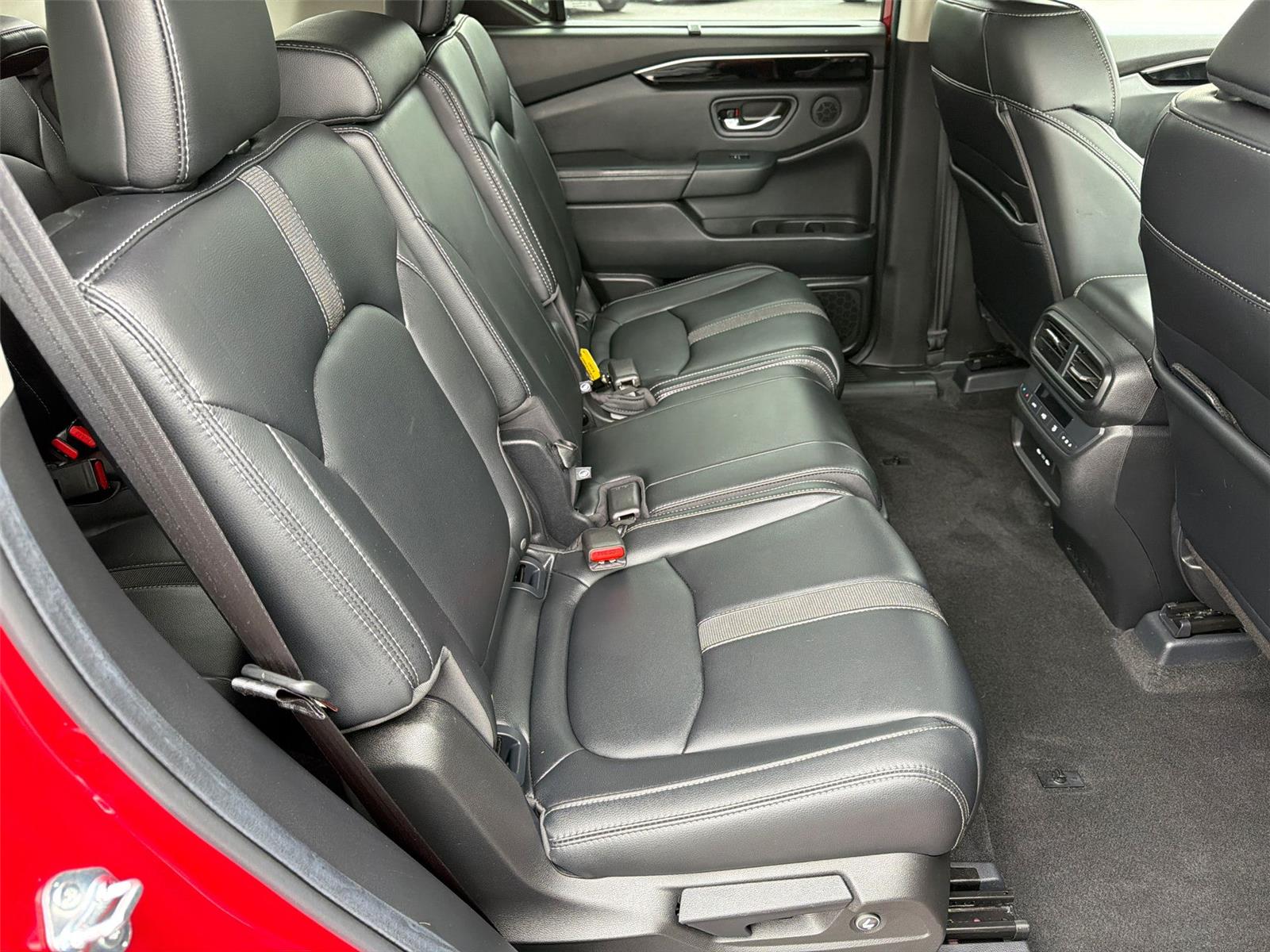 Used 2025 Radiant Red Metallic II Honda EX-L+ image 29