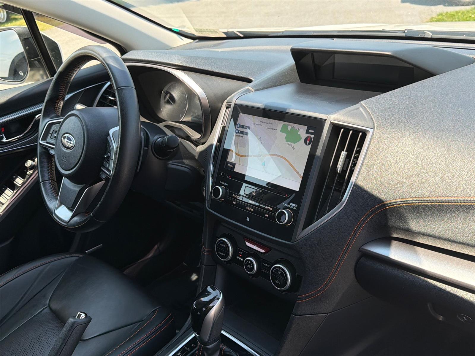 Used 2022 Crystal White Pearl Subaru Limited image 29