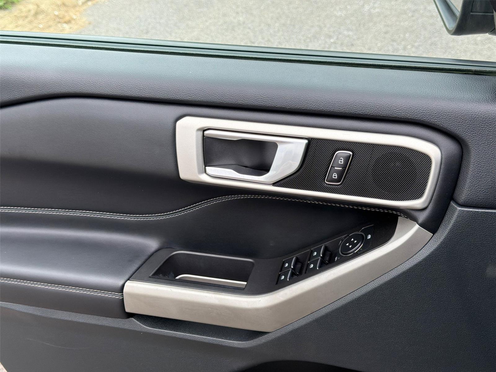 Used 2023 Carbonized Gray Metallic Ford XLT image 18