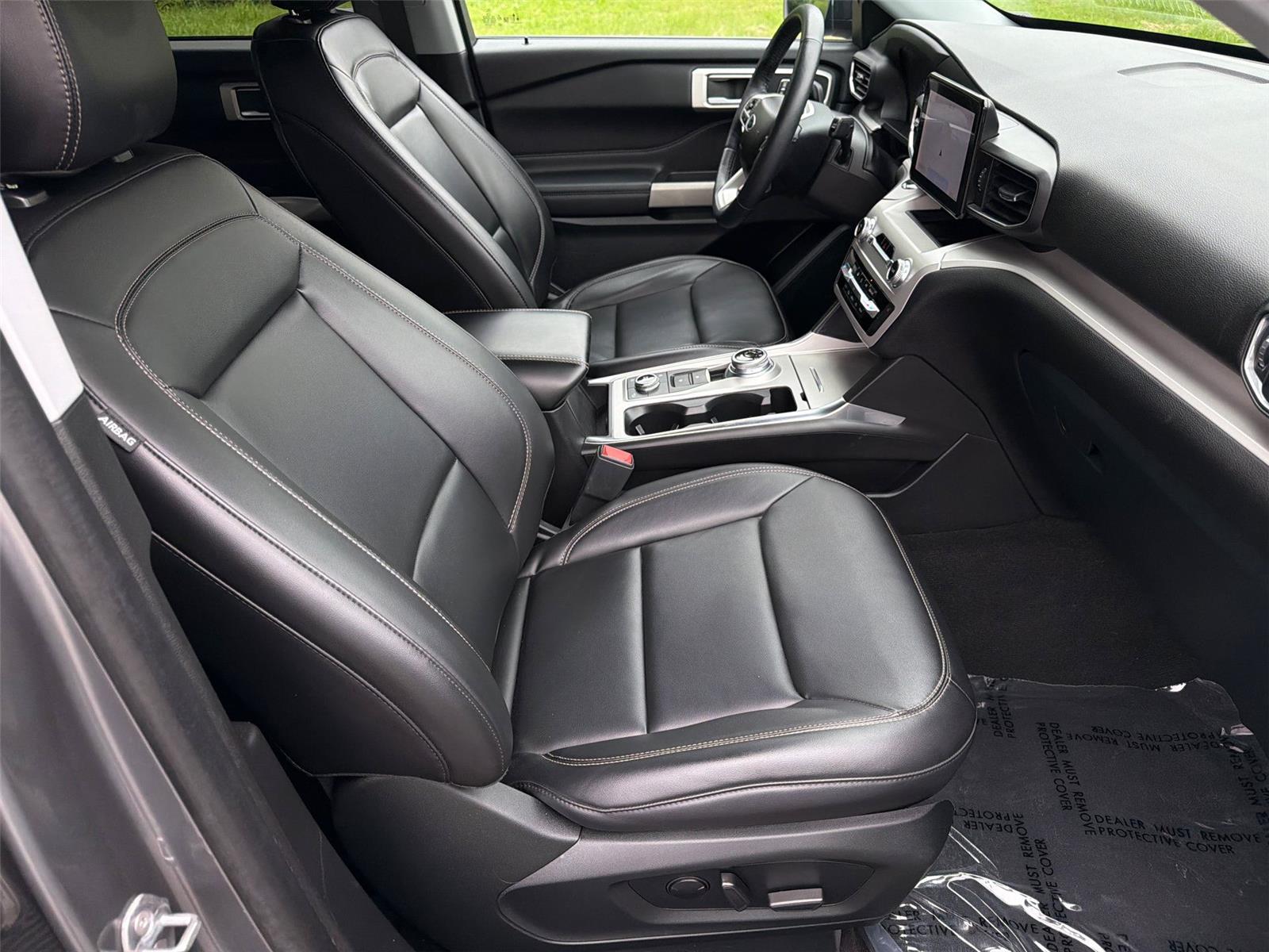Used 2023 Carbonized Gray Metallic Ford XLT image 27