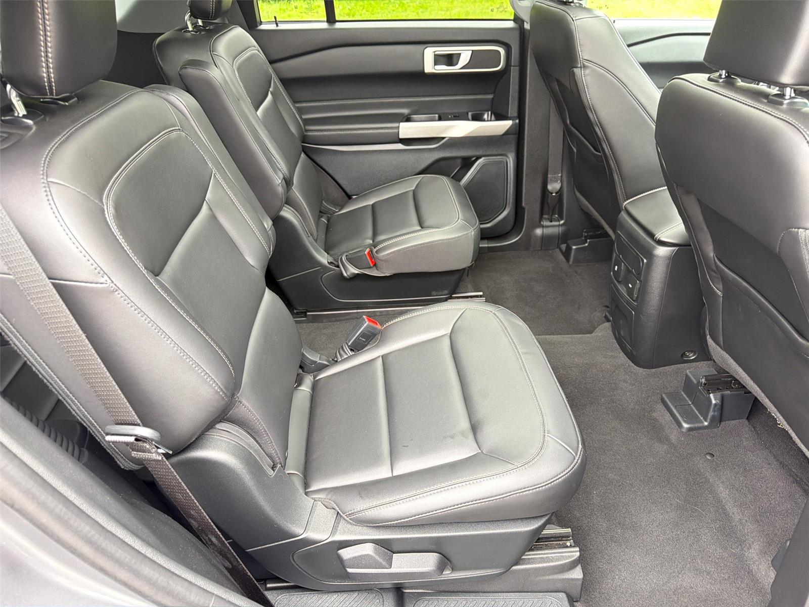 Used 2023 Carbonized Gray Metallic Ford XLT image 29