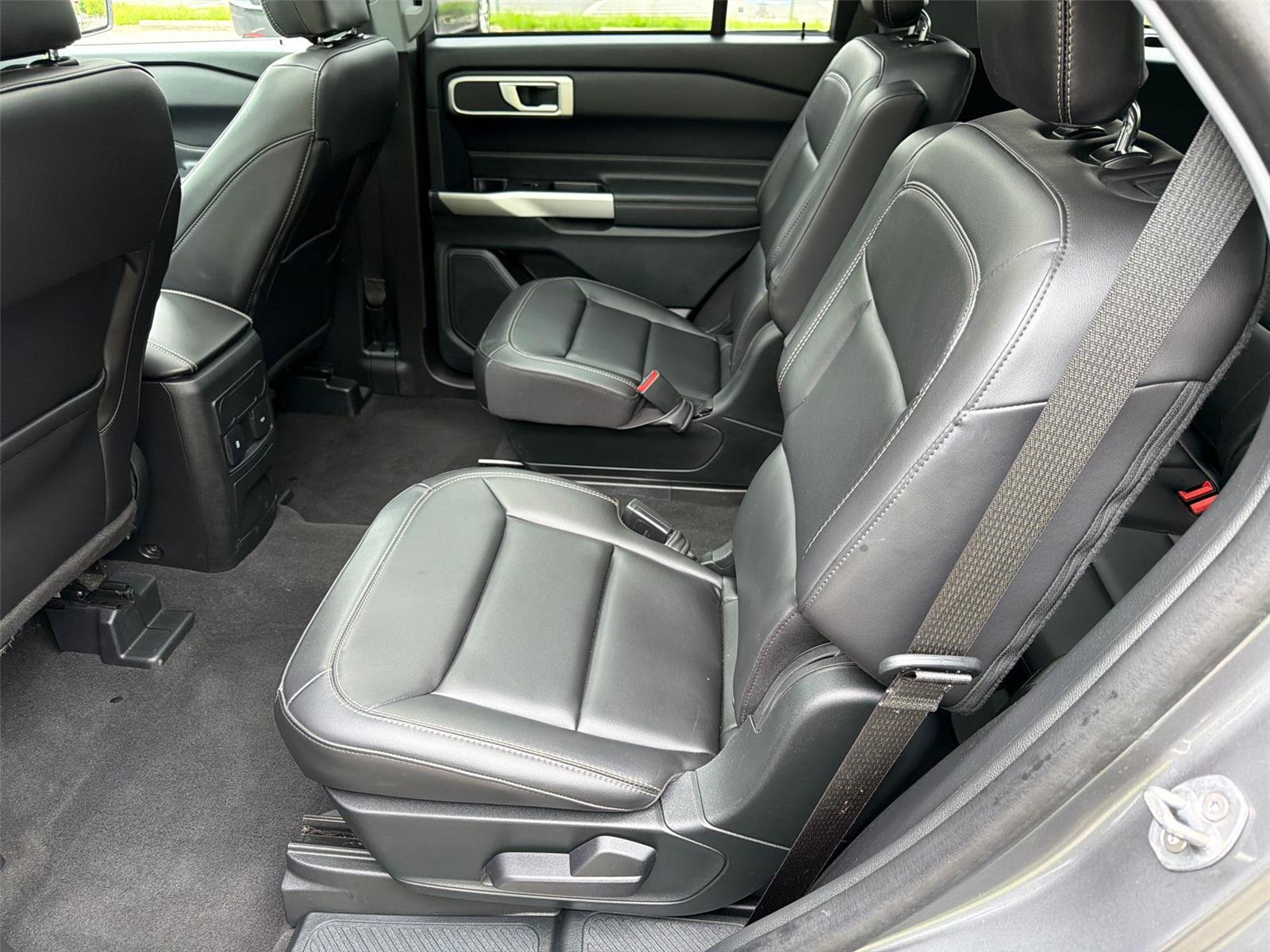 Used 2023 Carbonized Gray Metallic Ford XLT image 6