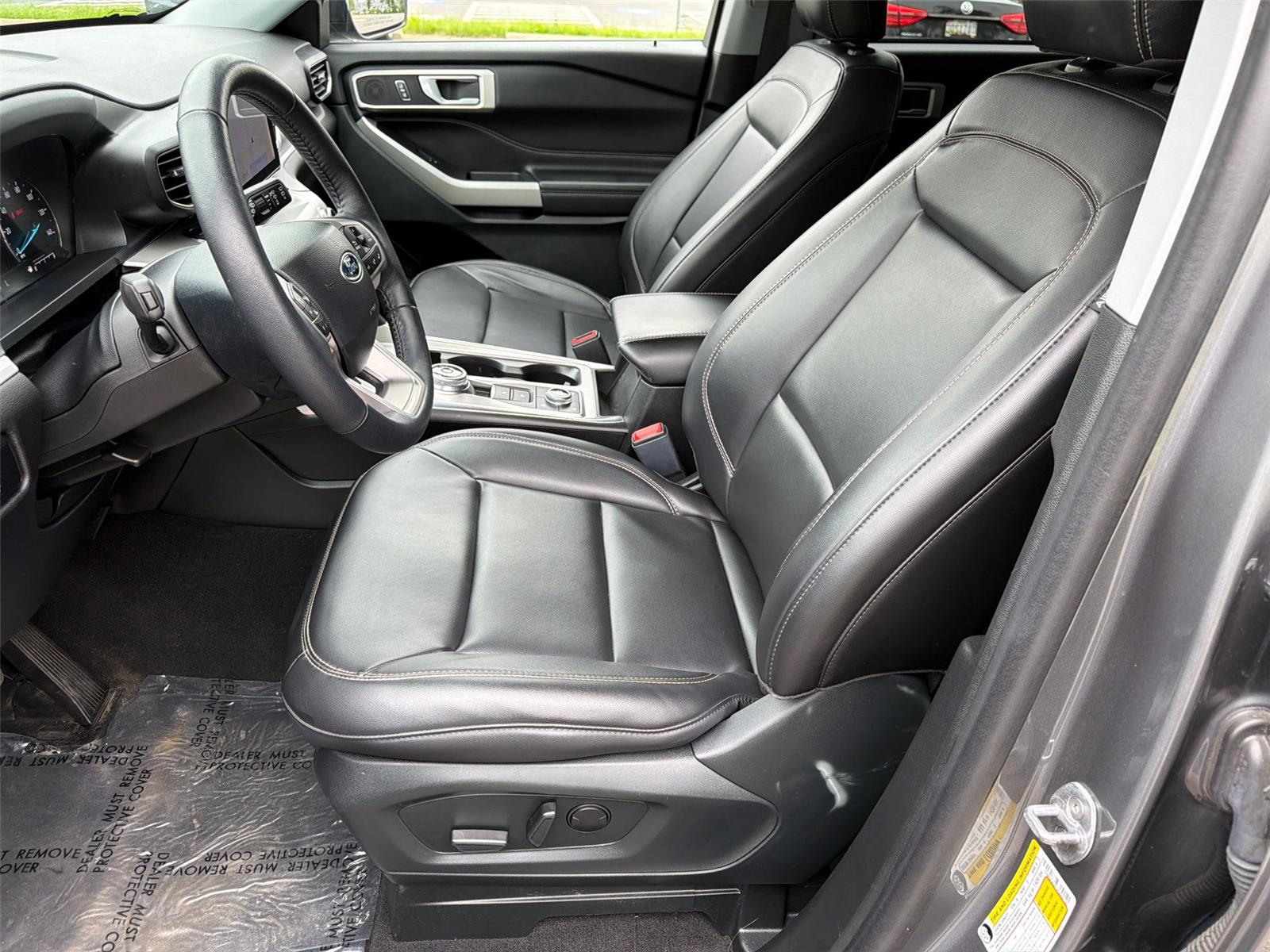 Used 2023 Carbonized Gray Metallic Ford XLT image 8
