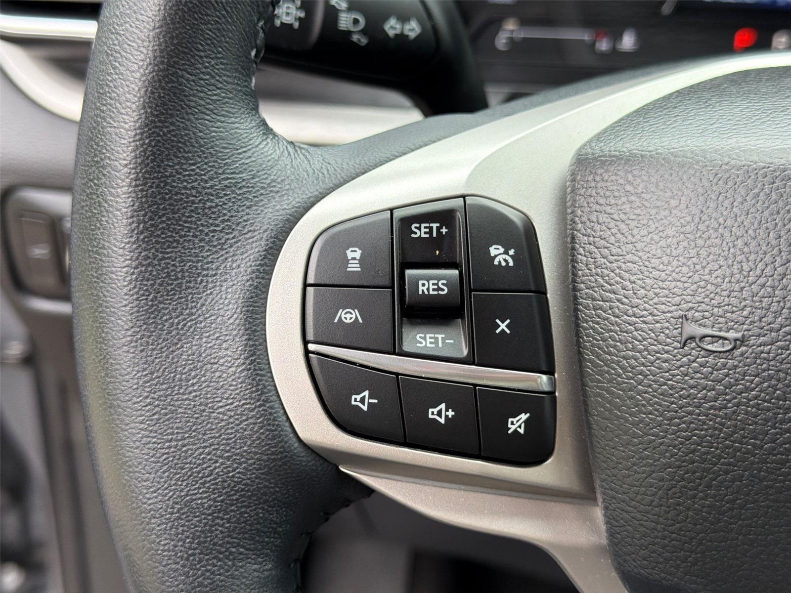 Used 2023 Carbonized Gray Metallic Ford XLT image 35