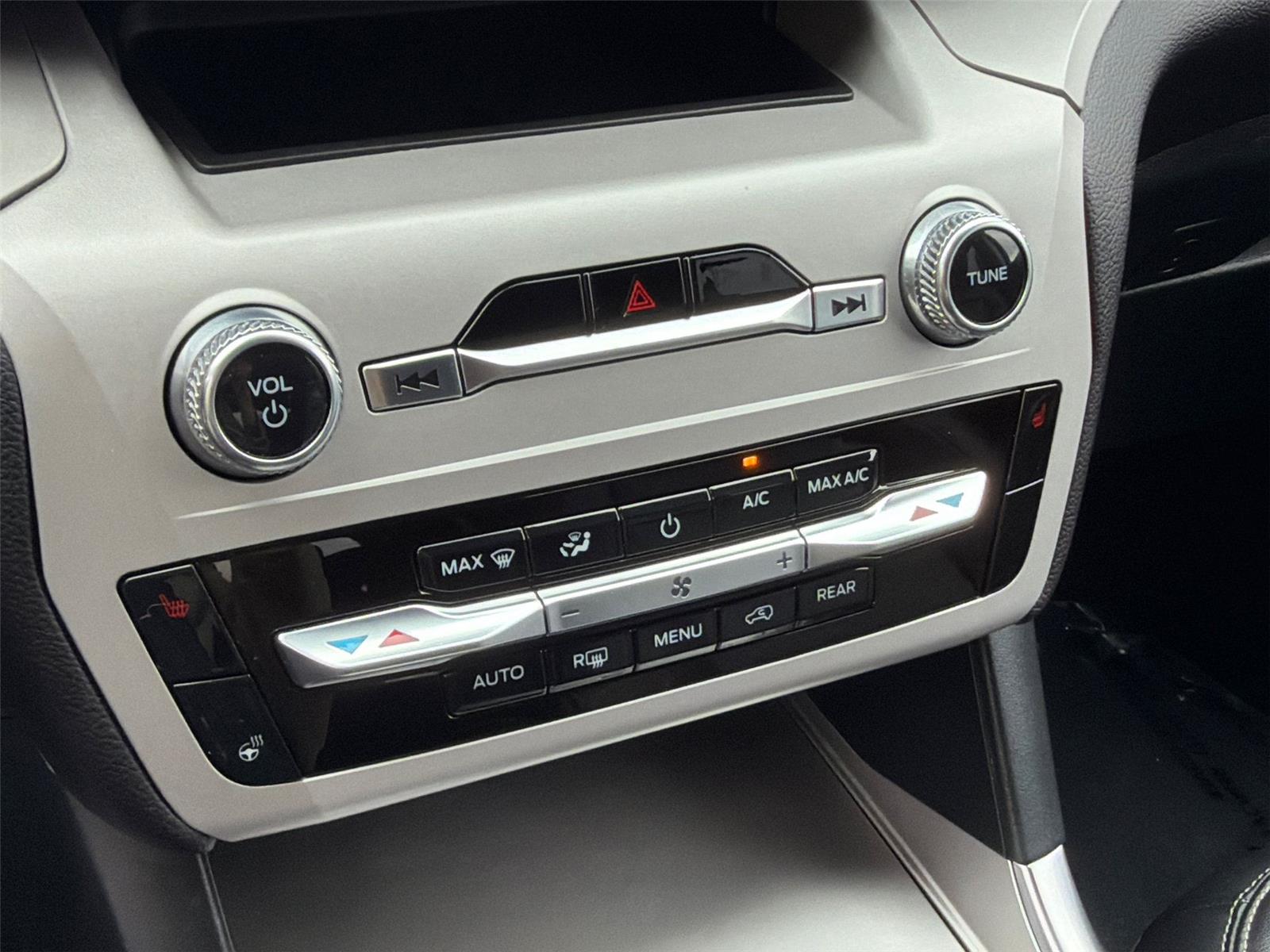 Used 2023 Carbonized Gray Metallic Ford XLT image 17