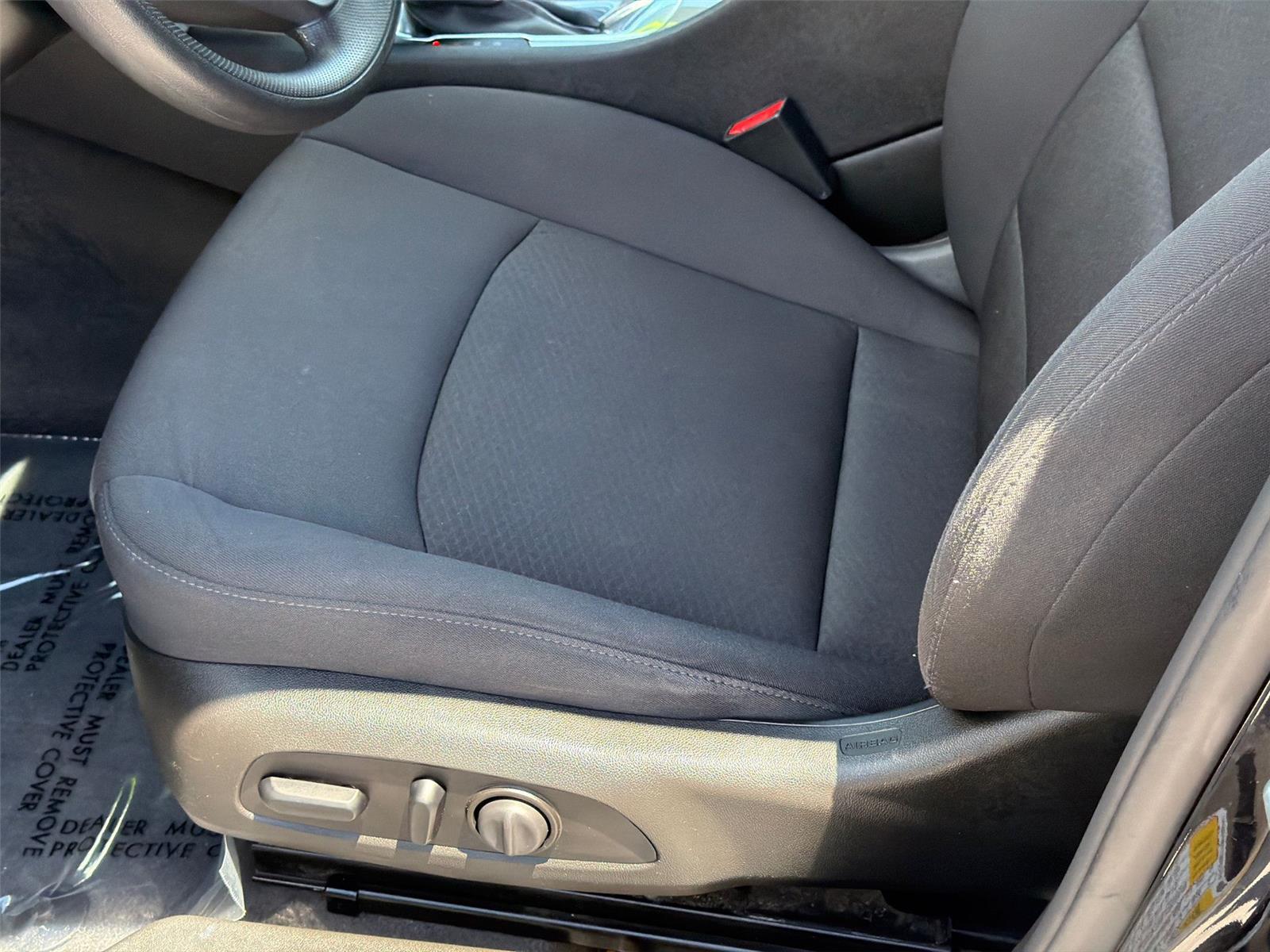 Used 2021 Mosaic Black Metallic Chevrolet LT image 32