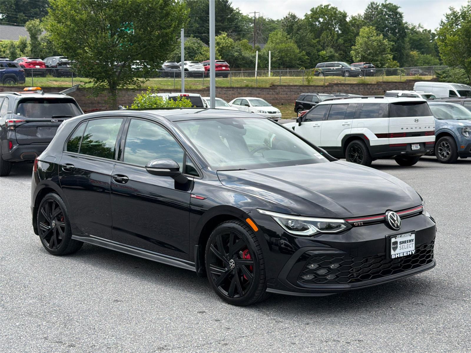 Deep Black Pearl 2022 Volkswagen Golf GTI Hatchback Front-Wheel Drive Automatic